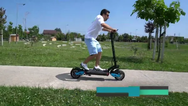 Preview image for the video "Trotineta electrica pliabila RYDE 1200 Titan, viteza maxima 60Km/h, autonomie 70km".