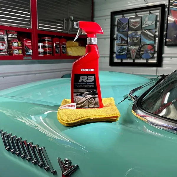 Mothers – Spray pentru indepartarea rapida a urmelor de cauciuc si murdarie, 710ml