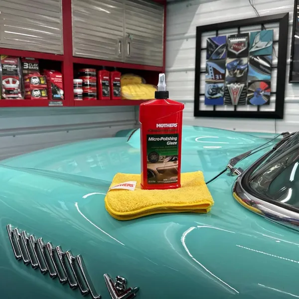 Mothers California Gold – Micro-polish pentru mascarea imperfectiunilor si stralucire, 473ml