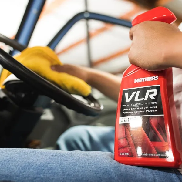 Mothers VLR – Curatare si intretinere pentru vinil, piele si cauciuc, 710ml